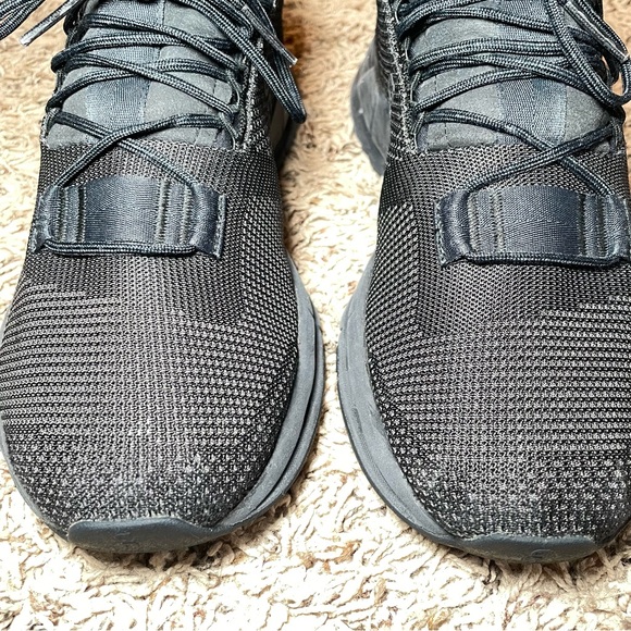 Men’s On Cloud Cloudnova Size 7.5 - Picture 7 of 11